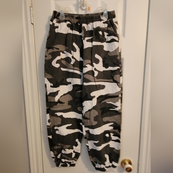 Camo joggers - Picture 1 of 2
